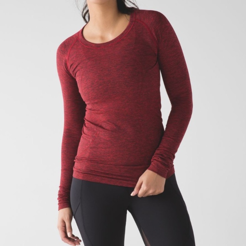 Lululemon Swiftly Tech Long Sleeve Crew
Black / True Red